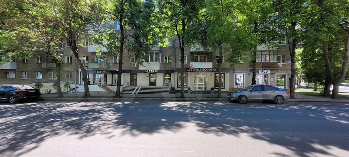 Центр, 30 м² с арендатором, 1 этаж