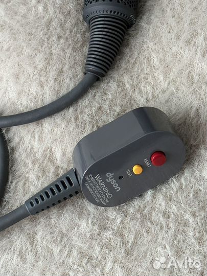 Dyson фен оригинал. Американская вилка