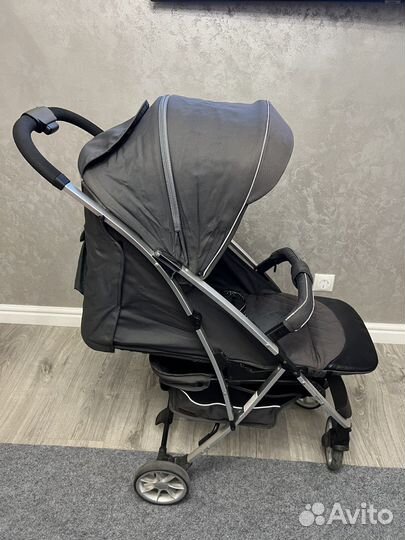 Прогулочная коляска carello