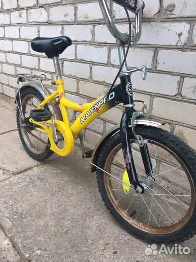 Велосипед Детский с дополнительными колёсами