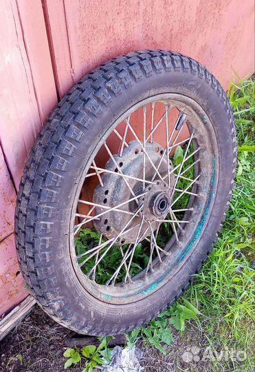 Колесо на мотоцикл Урал