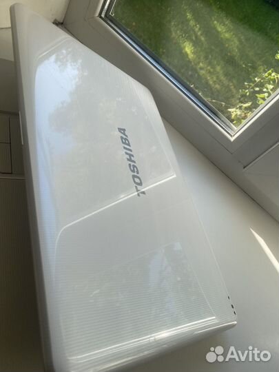 Ноутбук toshiba satellite c870