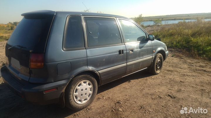 Mitsubishi Space Runner 1.8 МТ, 1992, 330 000 км