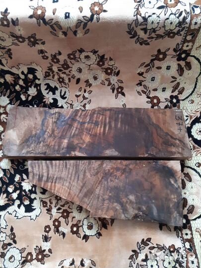 Орех корневой