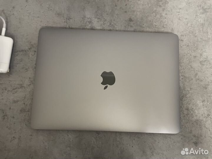 Macbook air 13 2018 16gb