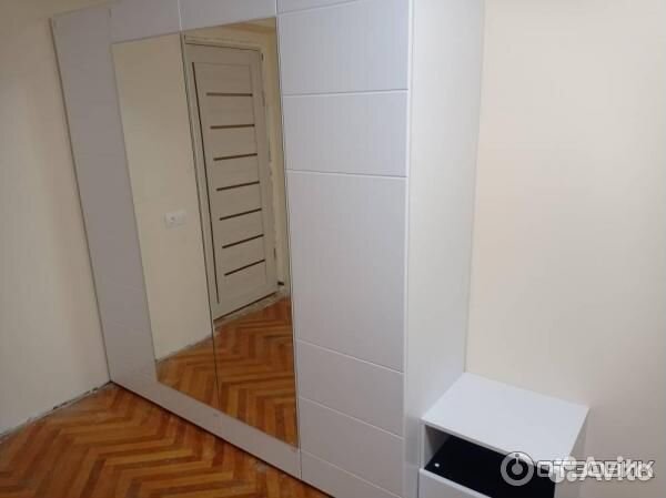Кровать белый глянец