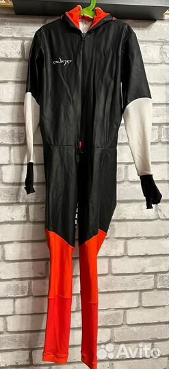 Костюм для конькобежного спорта