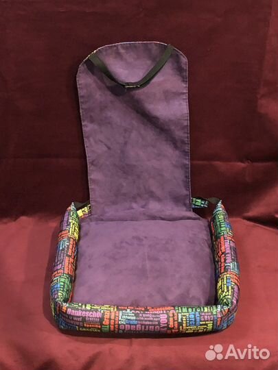 Автомобильное кресло для собак