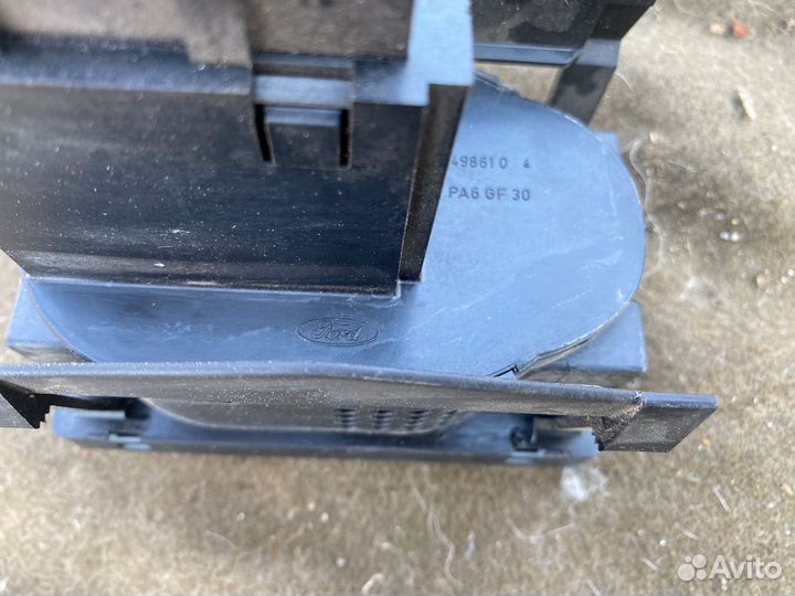 Блок управления светом Ford Fusion 1.4