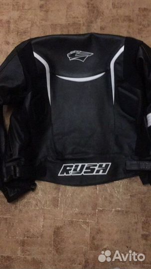 Мото куртка кожаная