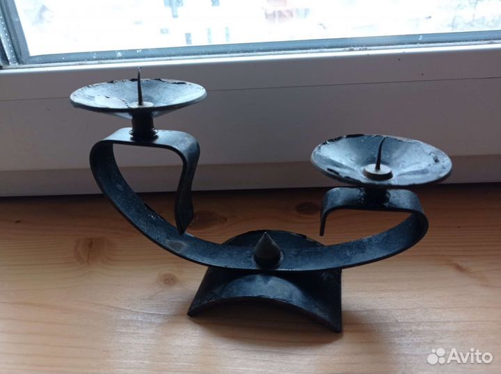 Подсвечник- бронза