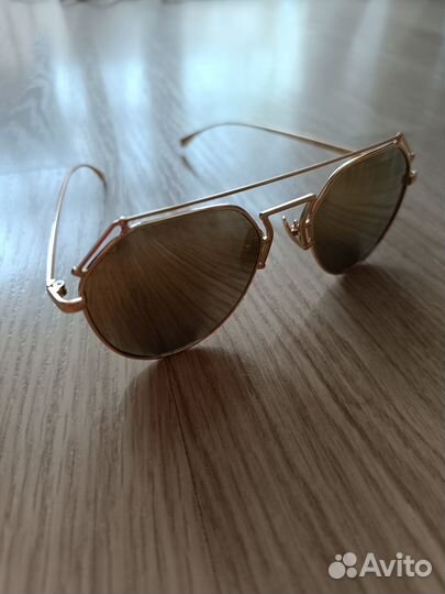 Солнцезащитные очки женские