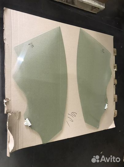 Стёкла передние боковые kia ceed с 2018