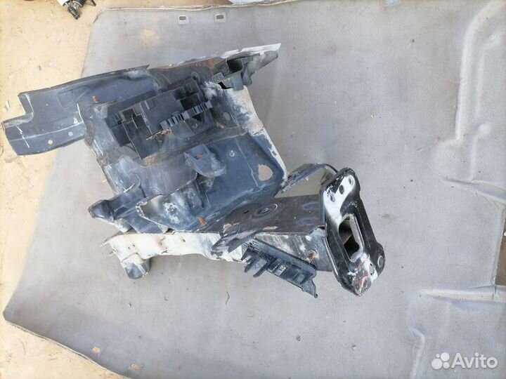 Лонжерон передний левый для VW Passat B6 2005-2010