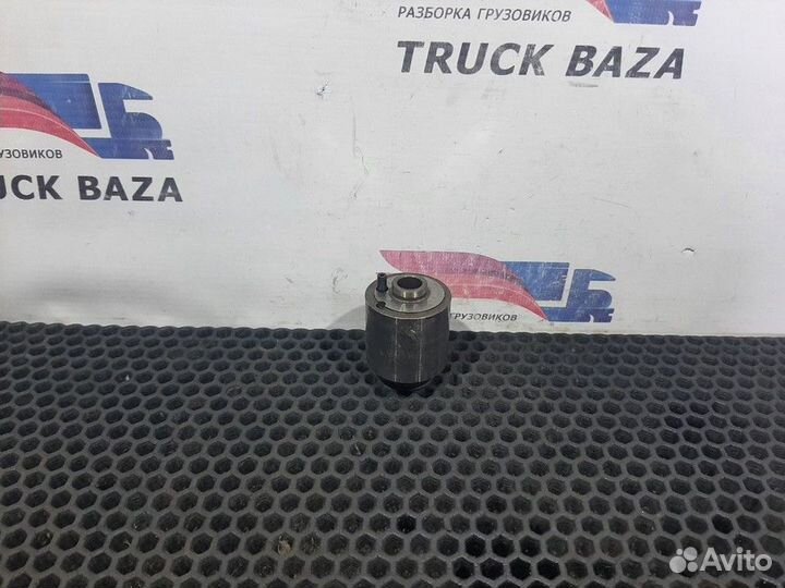 Ось шестерни масляного насоса Man TGS, Man TGX