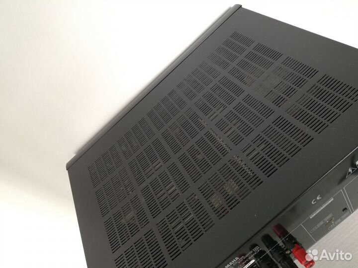 Стерео усилитель Yamaha AX-496