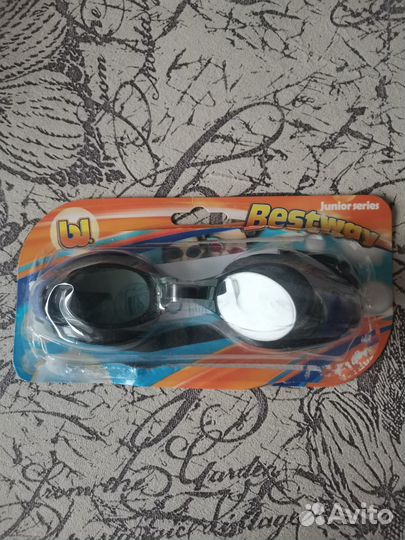 Очки для плавания