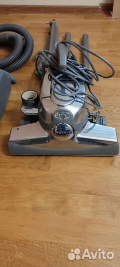 Пылесос Kirby Sentria G10E