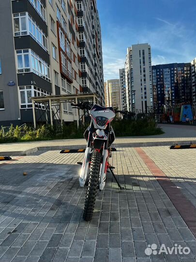 Эндуро мотоцикл питбайк procida CB250D