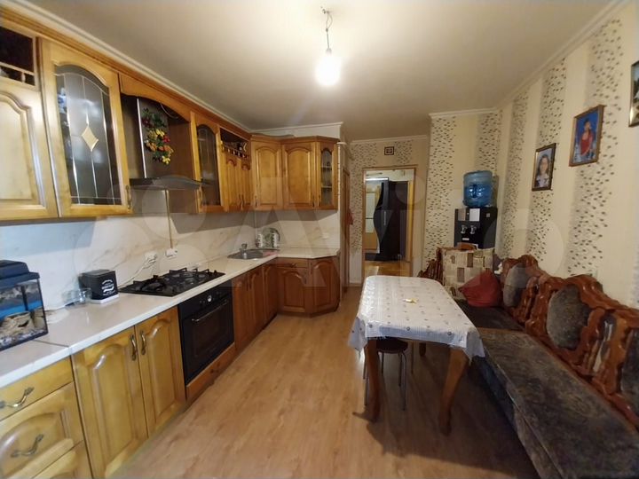 3-к. квартира, 94 м², 1/5 эт.