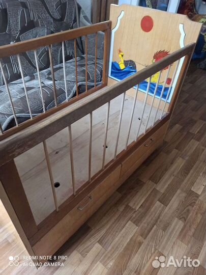 Детская кроватка
