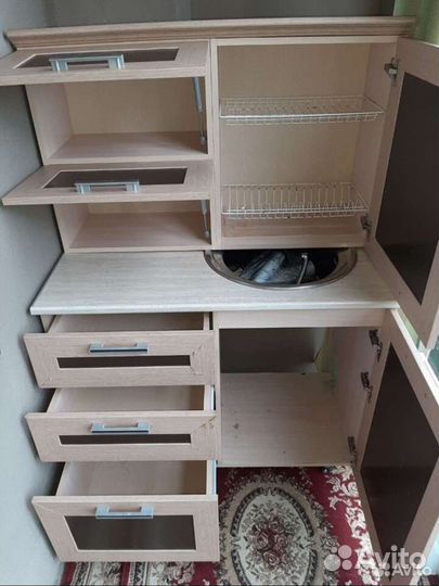 Кухонный гарнитур для маленькой кухни