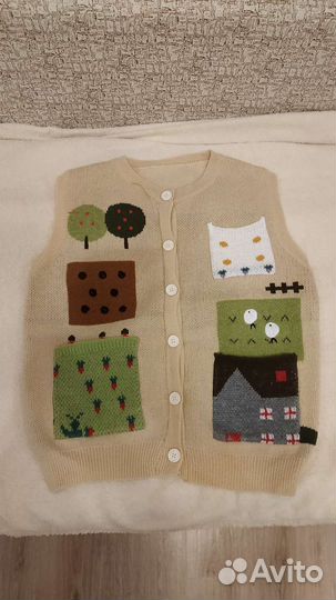 Жилетка вязаная