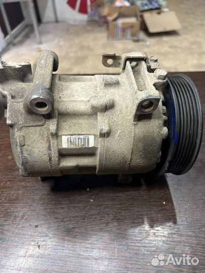 Компрессор кондиционера Peugeot 308 4471501740