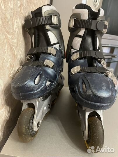 Роликовые коньки