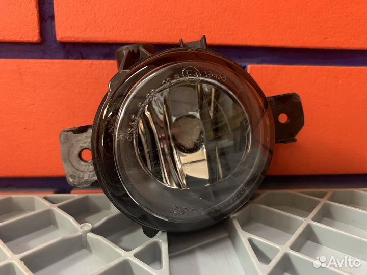 Фара противотуманная BMW1‘E81