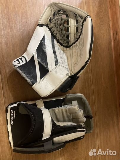 Блин И ловушка вратаря warrior R GT2 JR