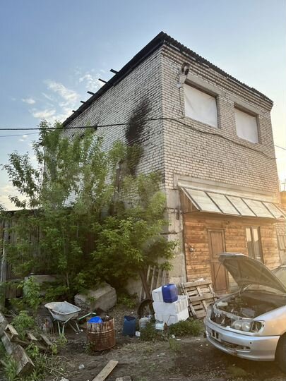 Гараж, > 30 м²