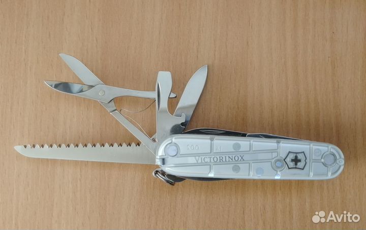 Нож Victorinox Huntsman 91 мм Silver Tech