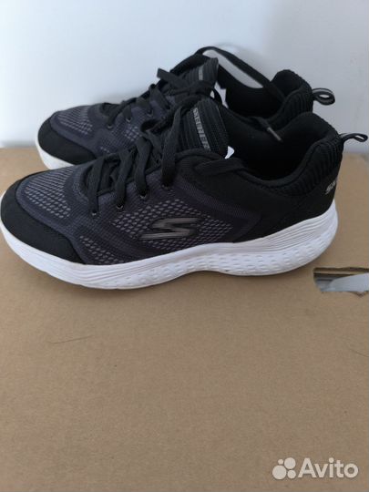 Кроссовки Skechers разм. 38