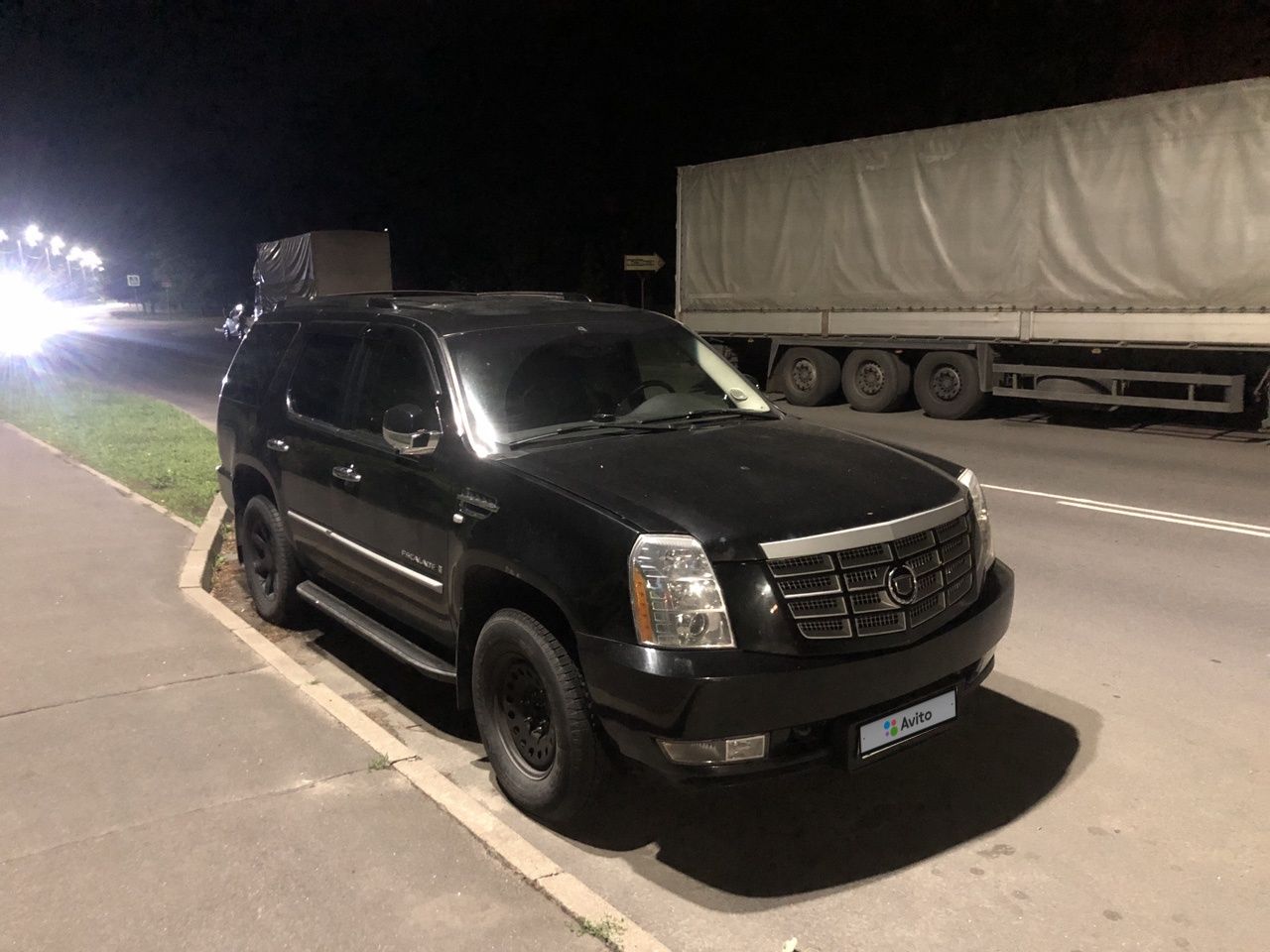 Cadillac Escalade: фото владельца