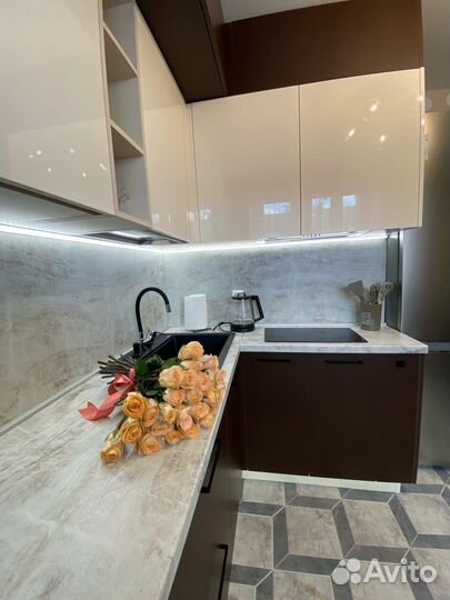 Кухня под потолок из мдф на заказ в Челябинске