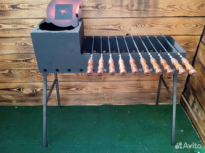 Мангал с подказанником