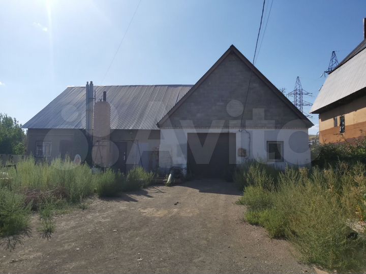 Здание, 240 м²