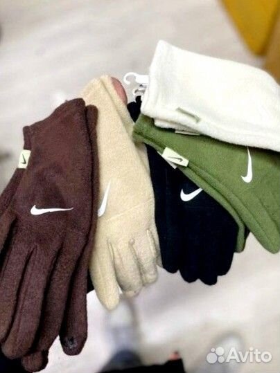Перчатки женские Nike (2023)
