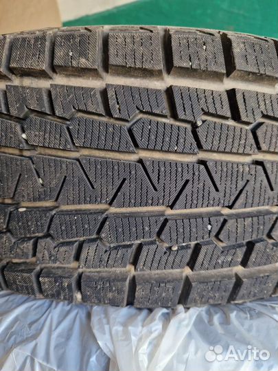 Yokohama Ice Guard G075 235/60 R18