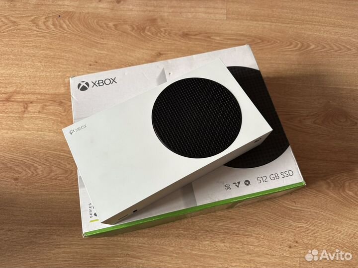 Приставка Xbox Series S 512Gb