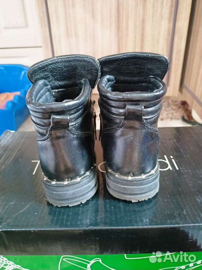Ботинки для девочки демисезон