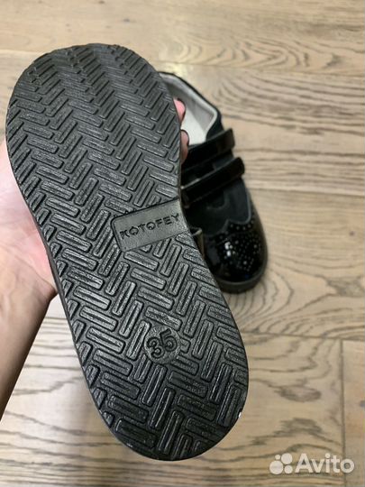 Полуботинки 35 размер. Котофей. Кожа