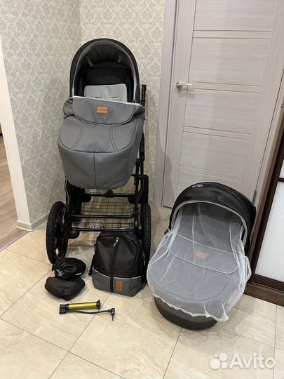 Продаётся детская коляска