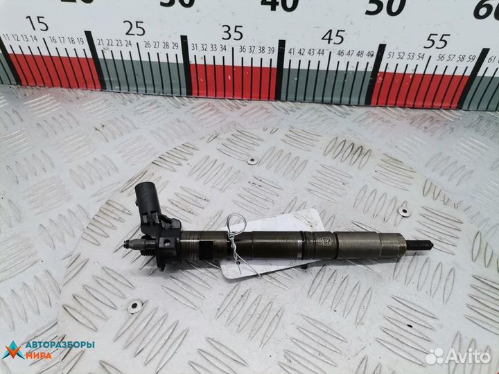 Форсунка Volkswagen Passat CC 2009 03L130277