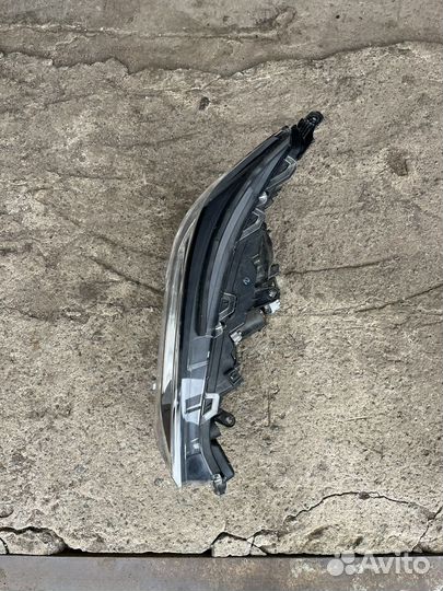 Продам фару б/у
