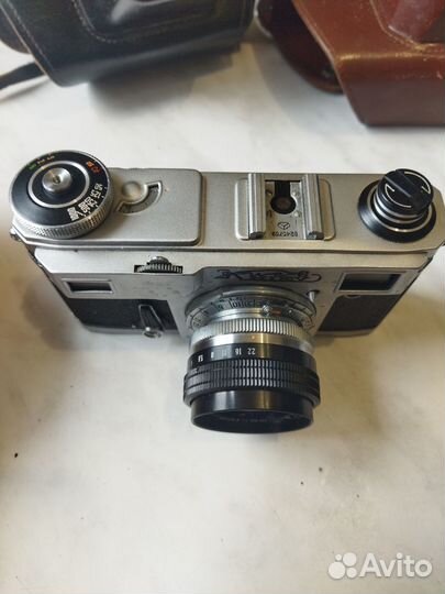 Фотоаппараты СССР, киев-2шт. фэд, Зенит, кама
