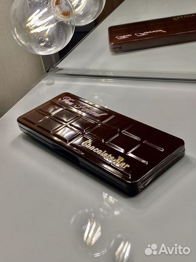 Too Faced Палетка теней Chocolate Bar