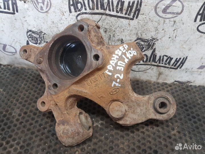 Кулак (цапфа) задний правый Hyundai Grandeur 2008