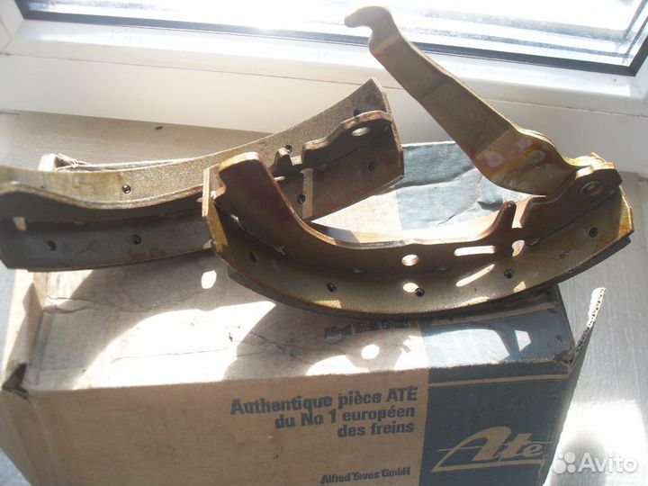 Тормозные колодки ATE Audi Volvo 70-80 г
